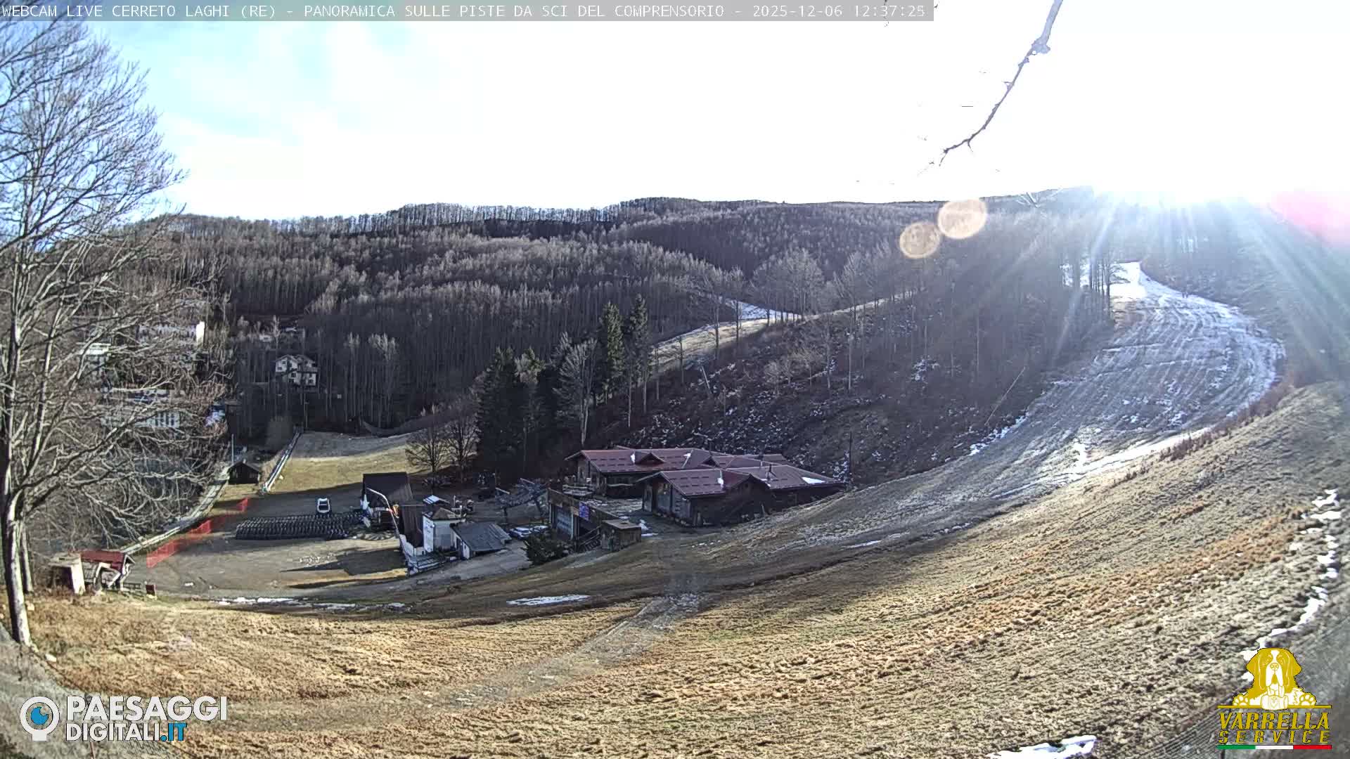Cerreto Laghi Lakes & Ski Lifts Live Cam -  Reggio Emilia, Emilia-Romagna, Italy
