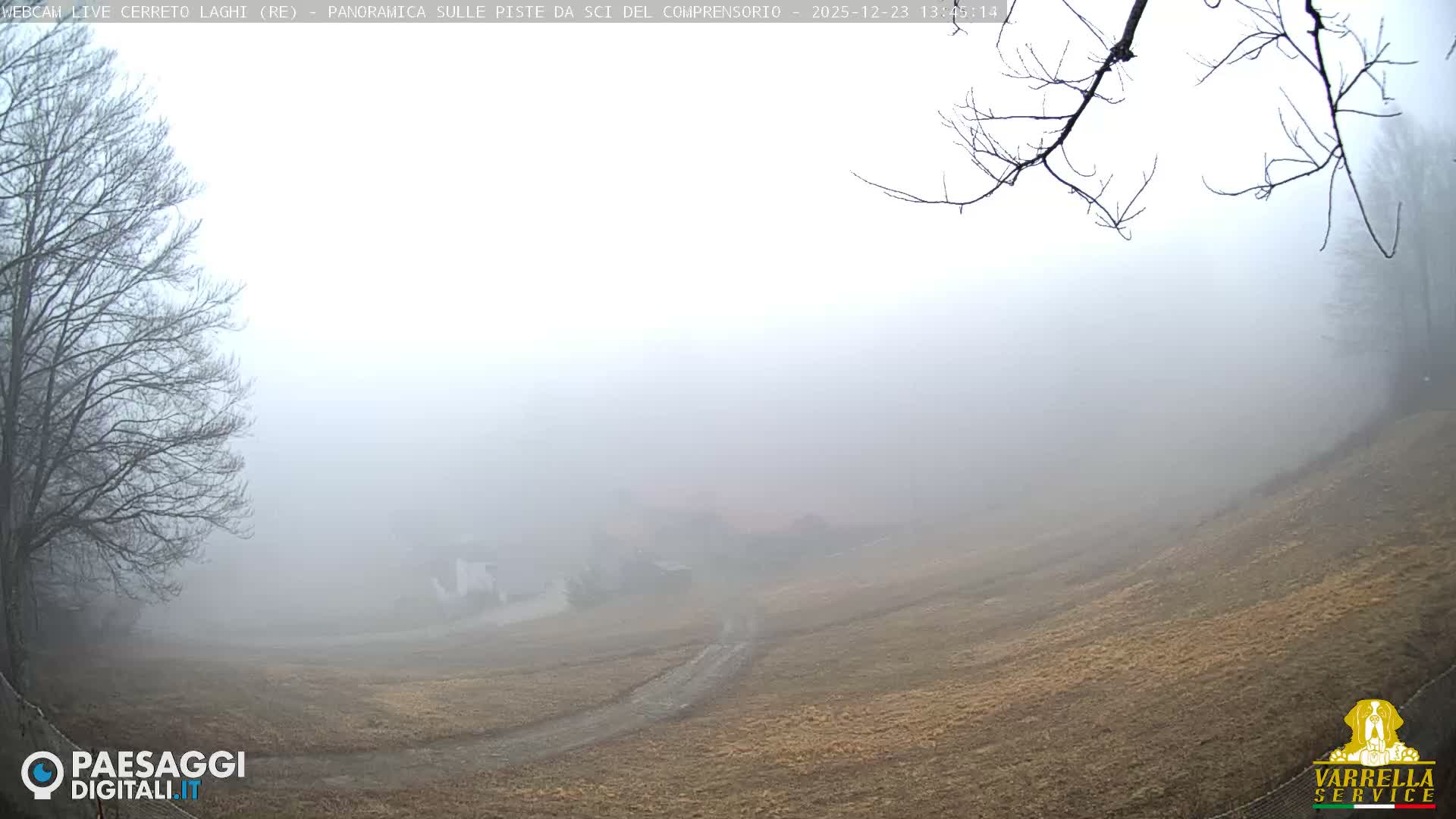 Cerreto Laghi Lakes & Ski Lifts Live Cam -  Reggio Emilia, Emilia-Romagna, Italy