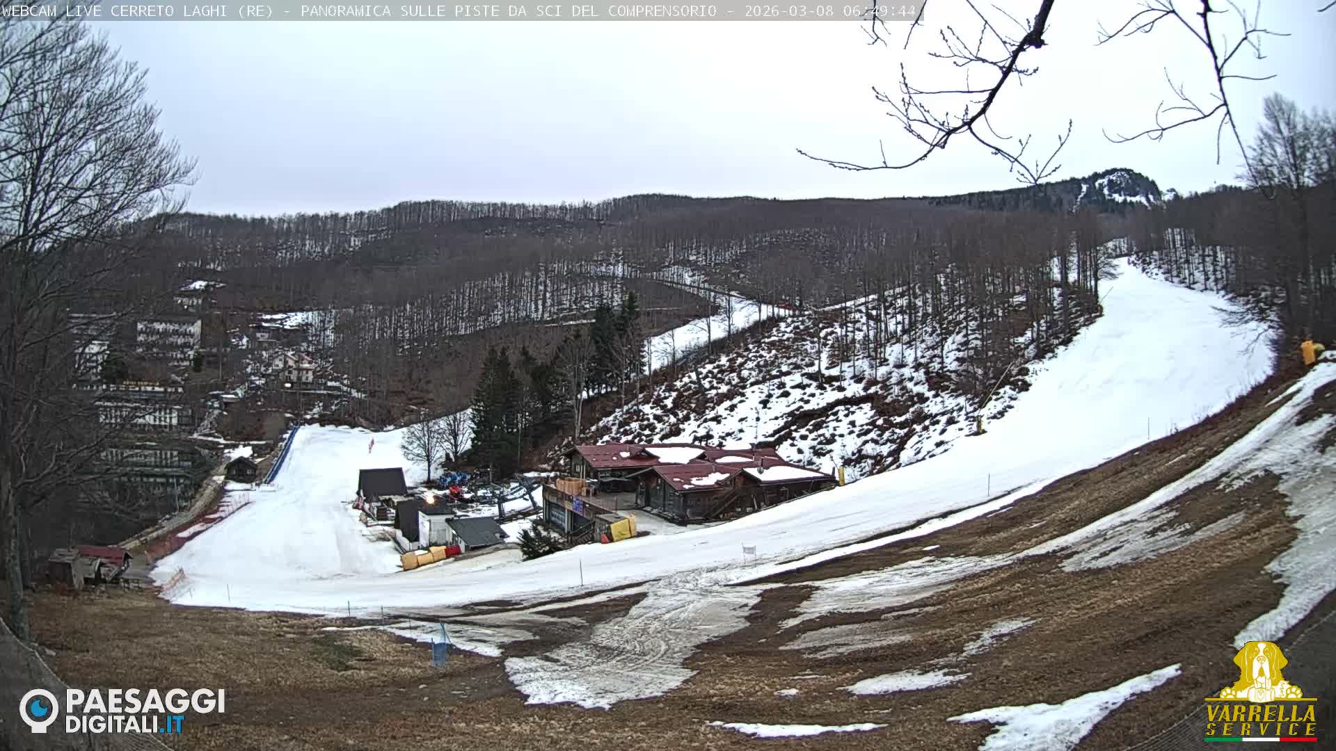 Cerreto Laghi Lakes & Ski Lifts Live Cam -  Reggio Emilia, Emilia-Romagna, Italy