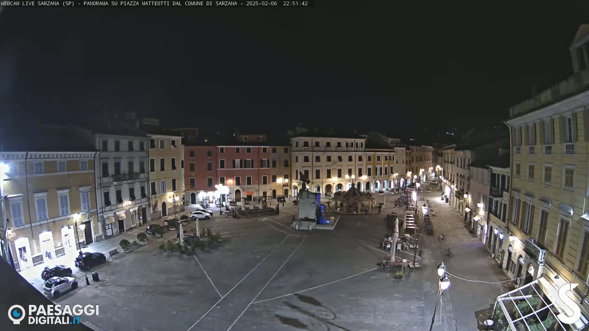Sarzana, Piazza Matteotti Square Live Cam - La Spezia, Liguria, Italy