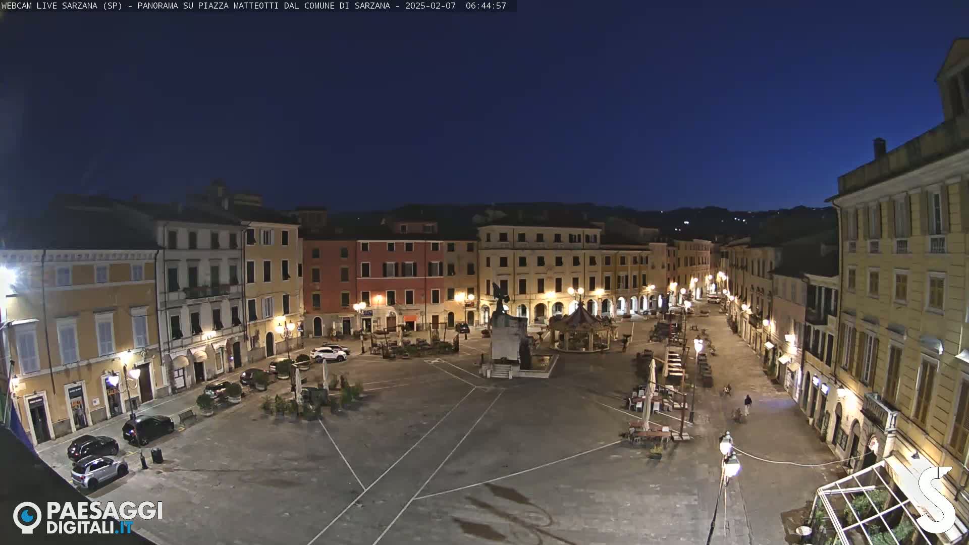 Sarzana, Piazza Matteotti Square Live Cam - La Spezia, Liguria, Italy