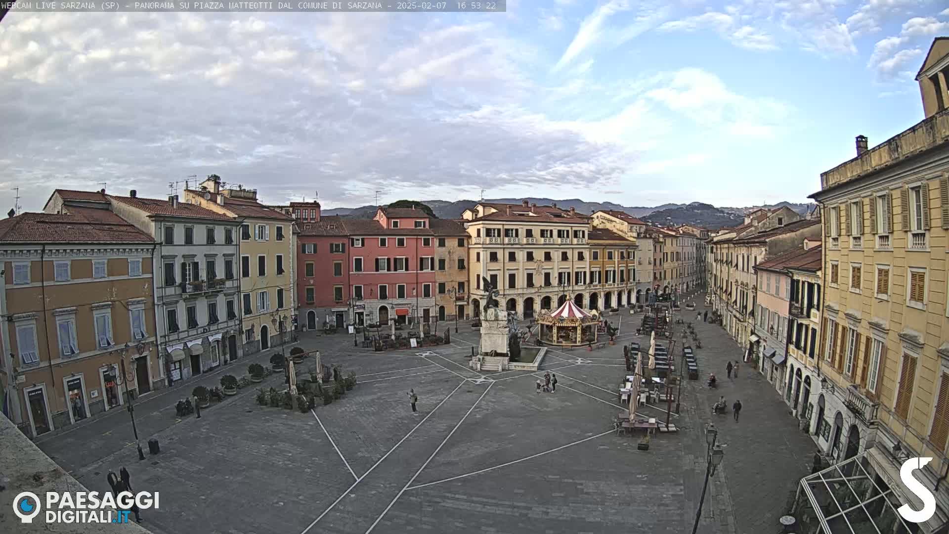 Sarzana, Piazza Matteotti Square Live Cam - La Spezia, Liguria, Italy