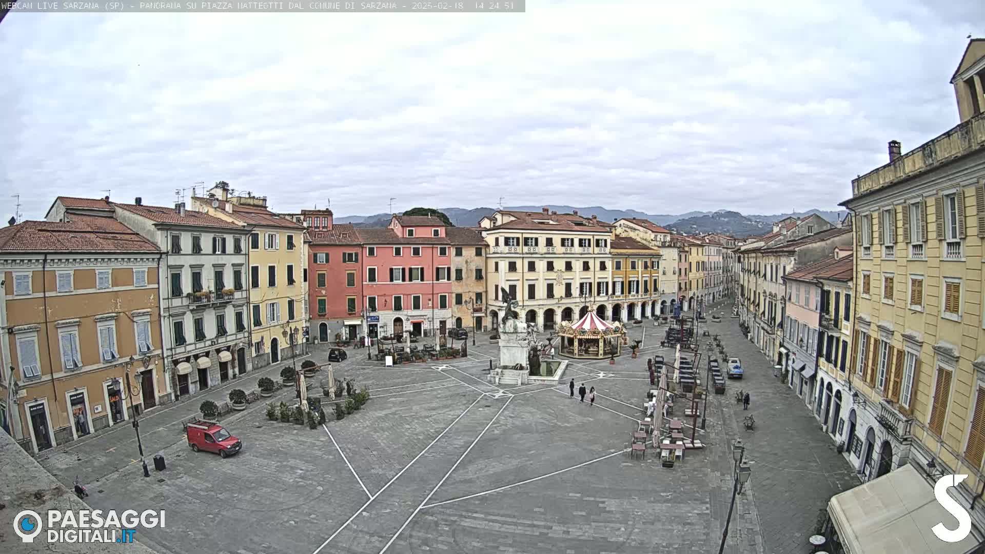 Sarzana, Piazza Matteotti Square Live Cam - La Spezia, Liguria, Italy
