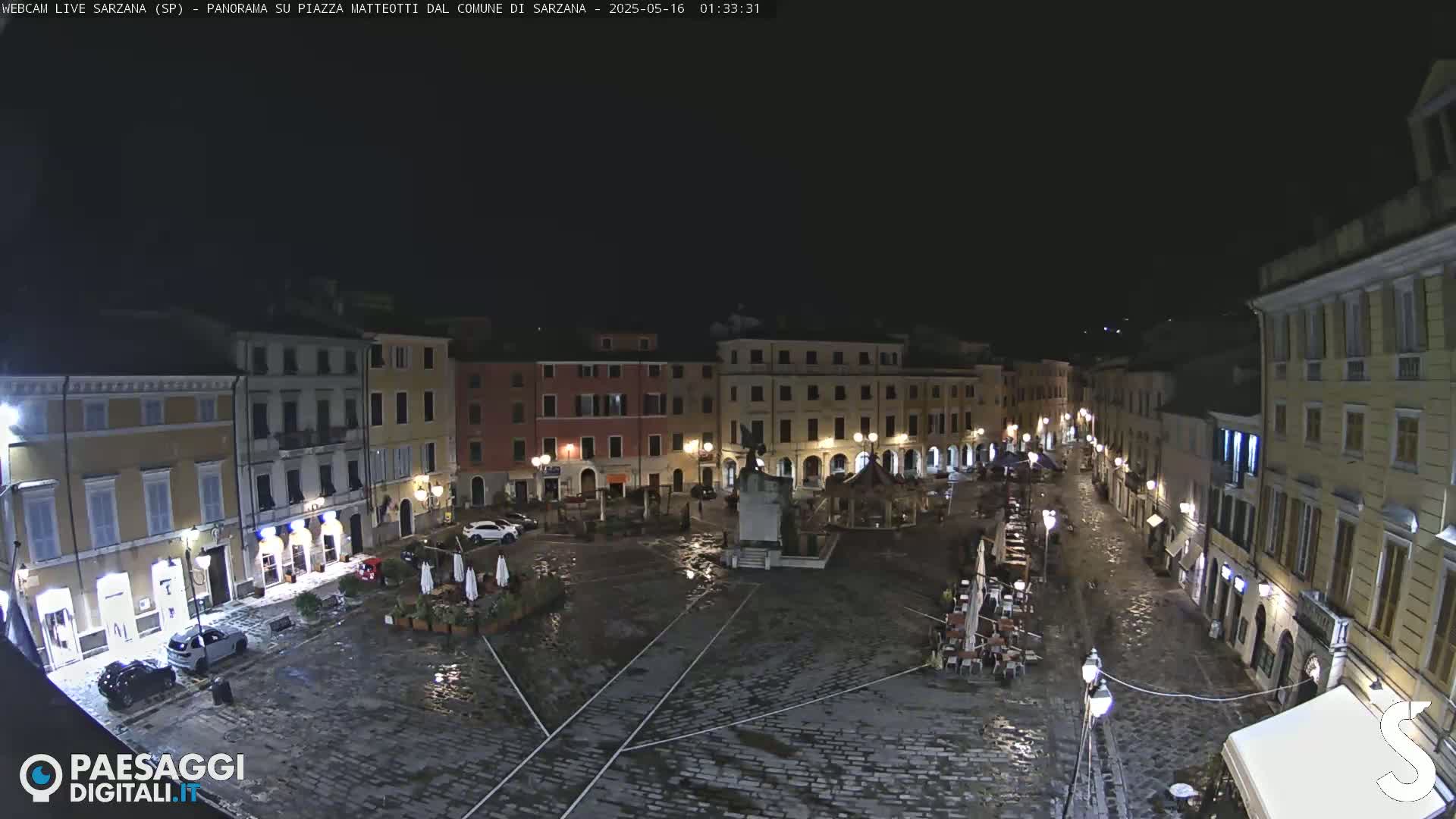 Sarzana, Piazza Matteotti Square Live Cam - La Spezia, Liguria, Italy