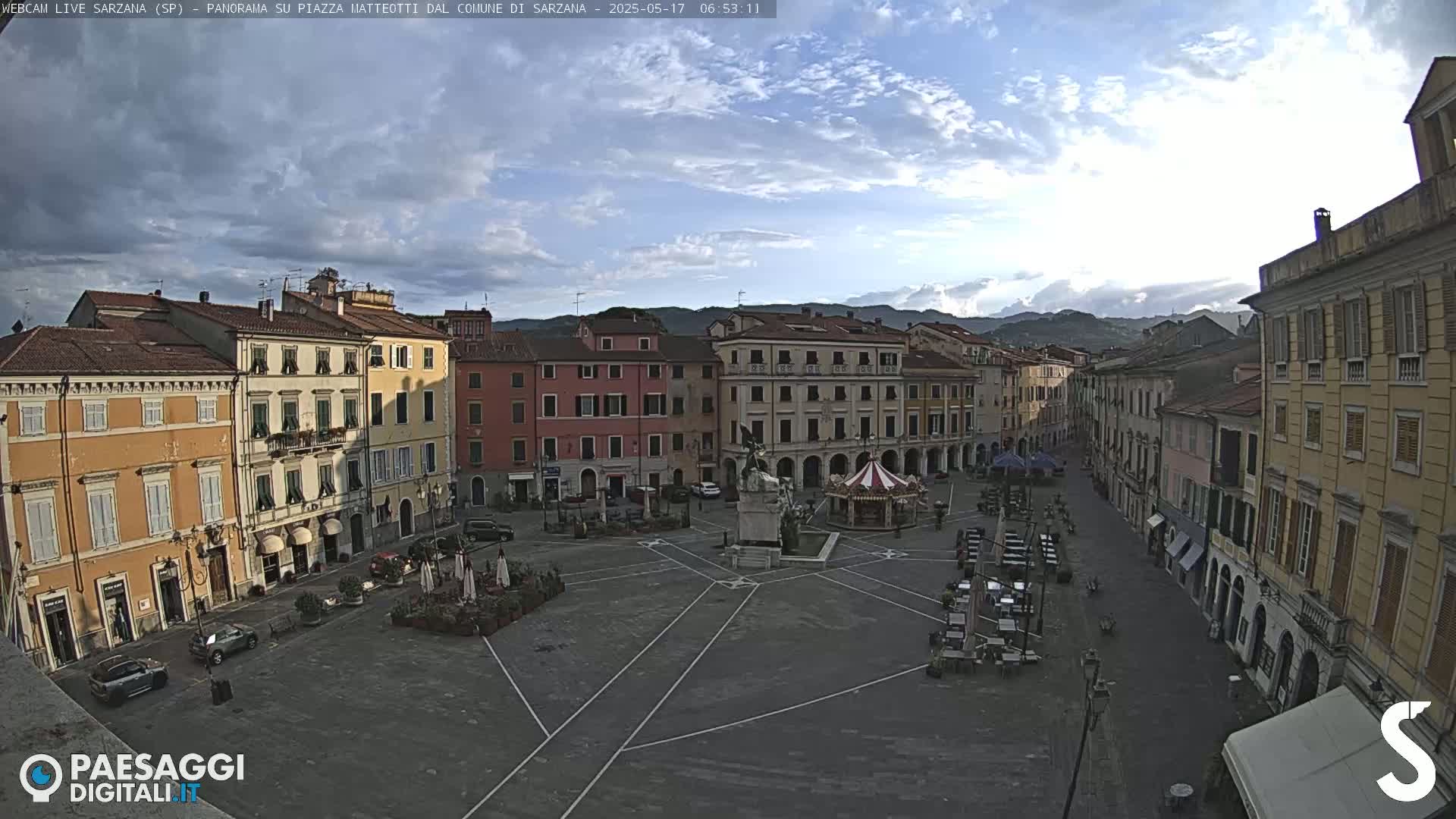 Sarzana, Piazza Matteotti Square Live Cam - La Spezia, Liguria, Italy