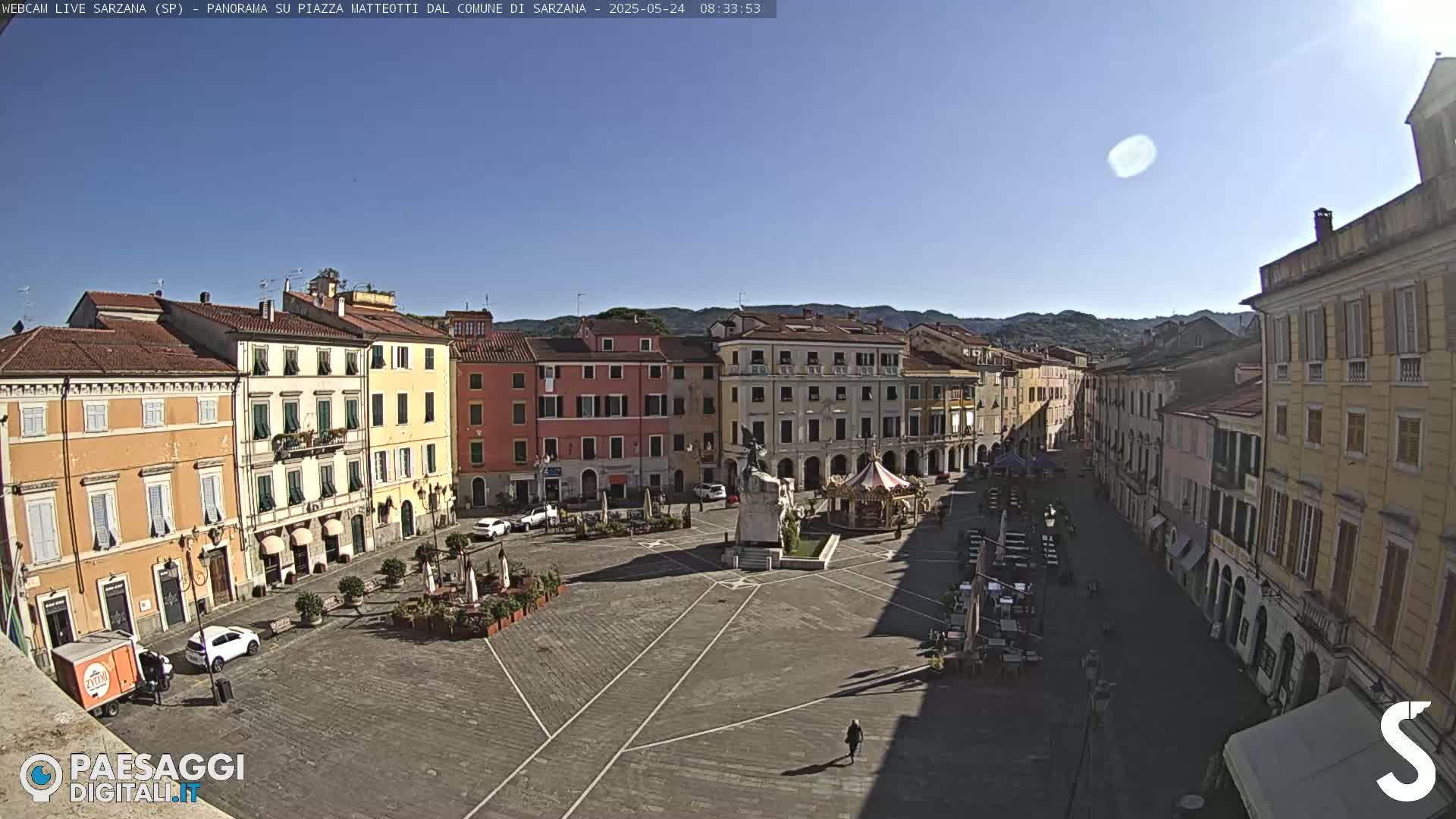 Sarzana, Piazza Matteotti Square Live Cam - La Spezia, Liguria, Italy