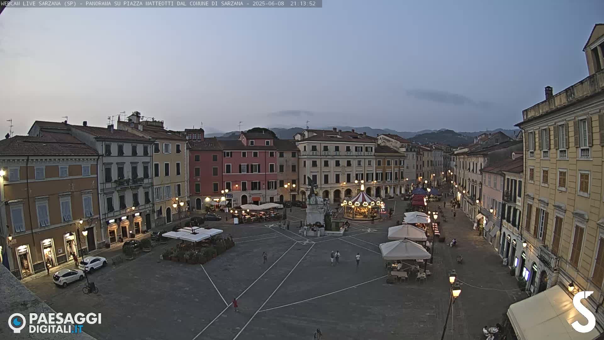 Sarzana, Piazza Matteotti Square Live Cam - La Spezia, Liguria, Italy