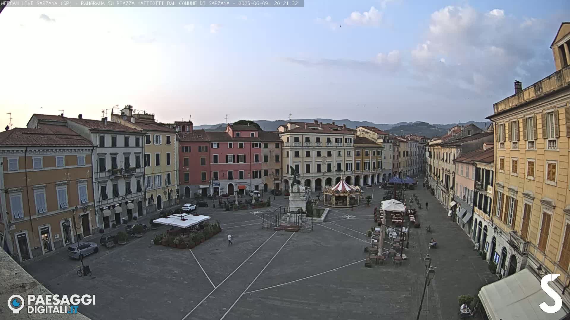 Sarzana, Piazza Matteotti Square Live Cam - La Spezia, Liguria, Italy