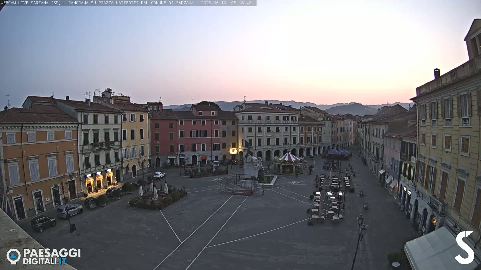 Sarzana, Piazza Matteotti Square Live Cam - La Spezia, Liguria, Italy