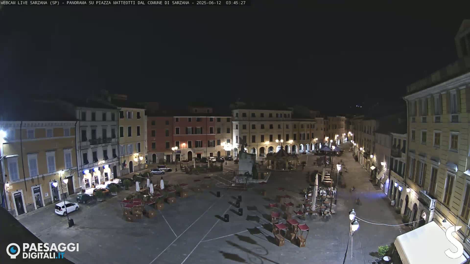 Sarzana, Piazza Matteotti Square Live Cam - La Spezia, Liguria, Italy