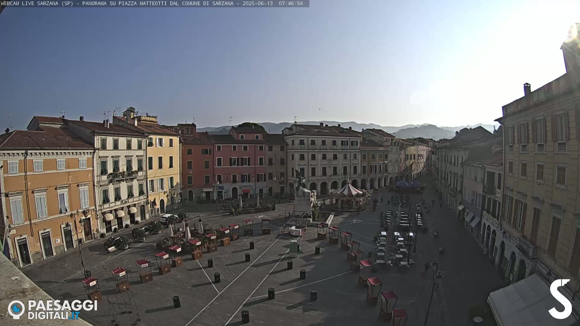 Sarzana, Piazza Matteotti Square Live Cam - La Spezia, Liguria, Italy