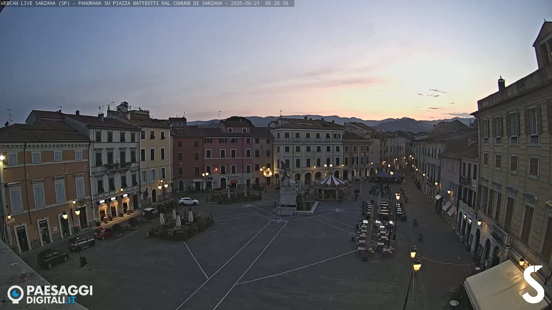 Sarzana, Piazza Matteotti Square Live Cam - La Spezia, Liguria, Italy