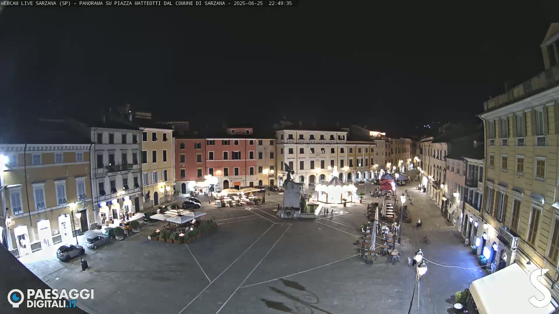 Sarzana, Piazza Matteotti Square Live Cam - La Spezia, Liguria, Italy