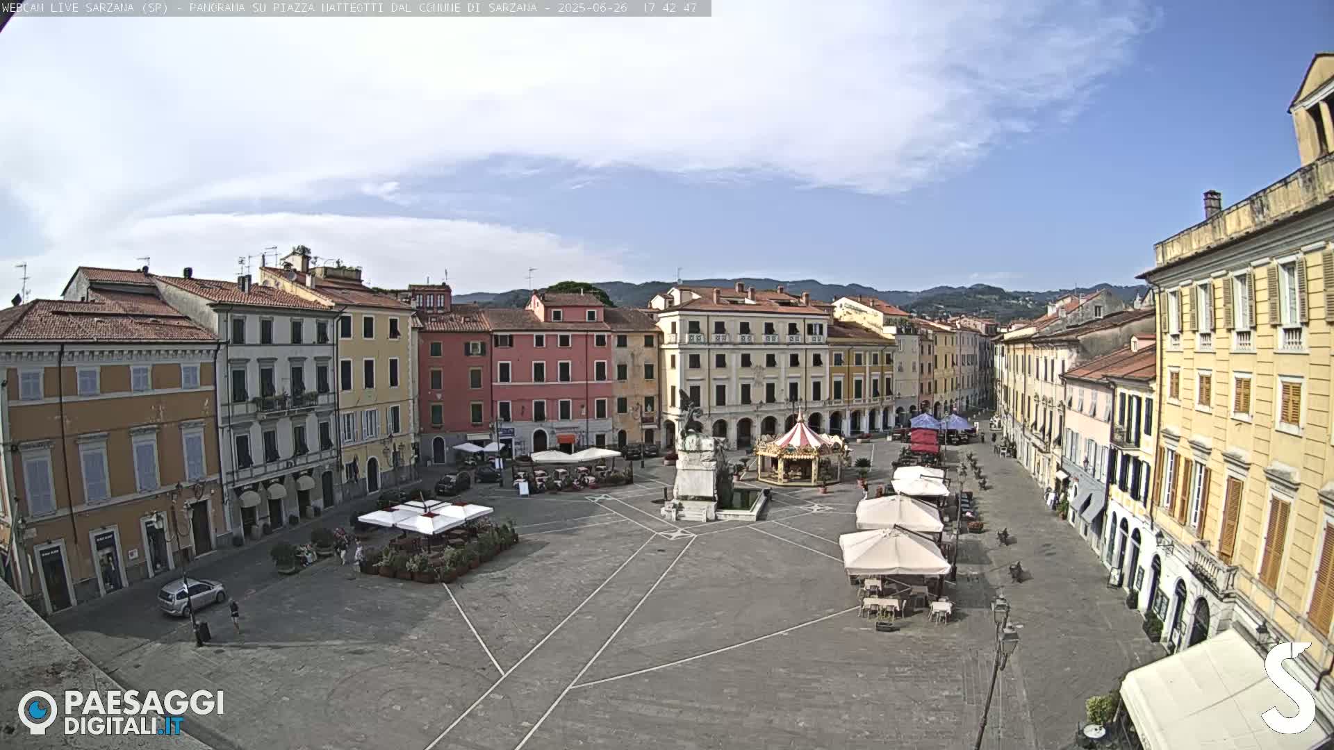 Sarzana, Piazza Matteotti Square Live Cam - La Spezia, Liguria, Italy