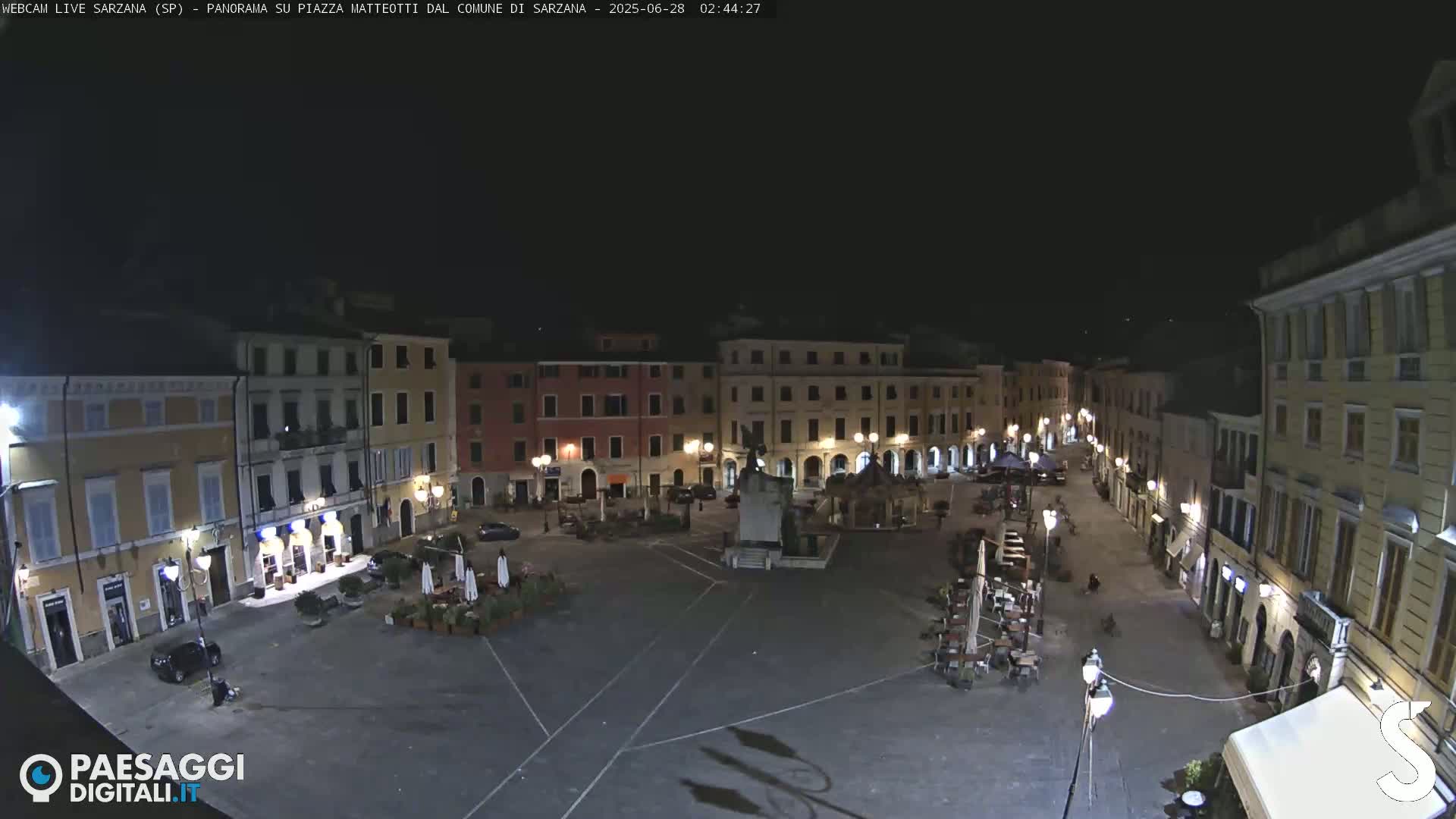 Sarzana, Piazza Matteotti Square Live Cam - La Spezia, Liguria, Italy
