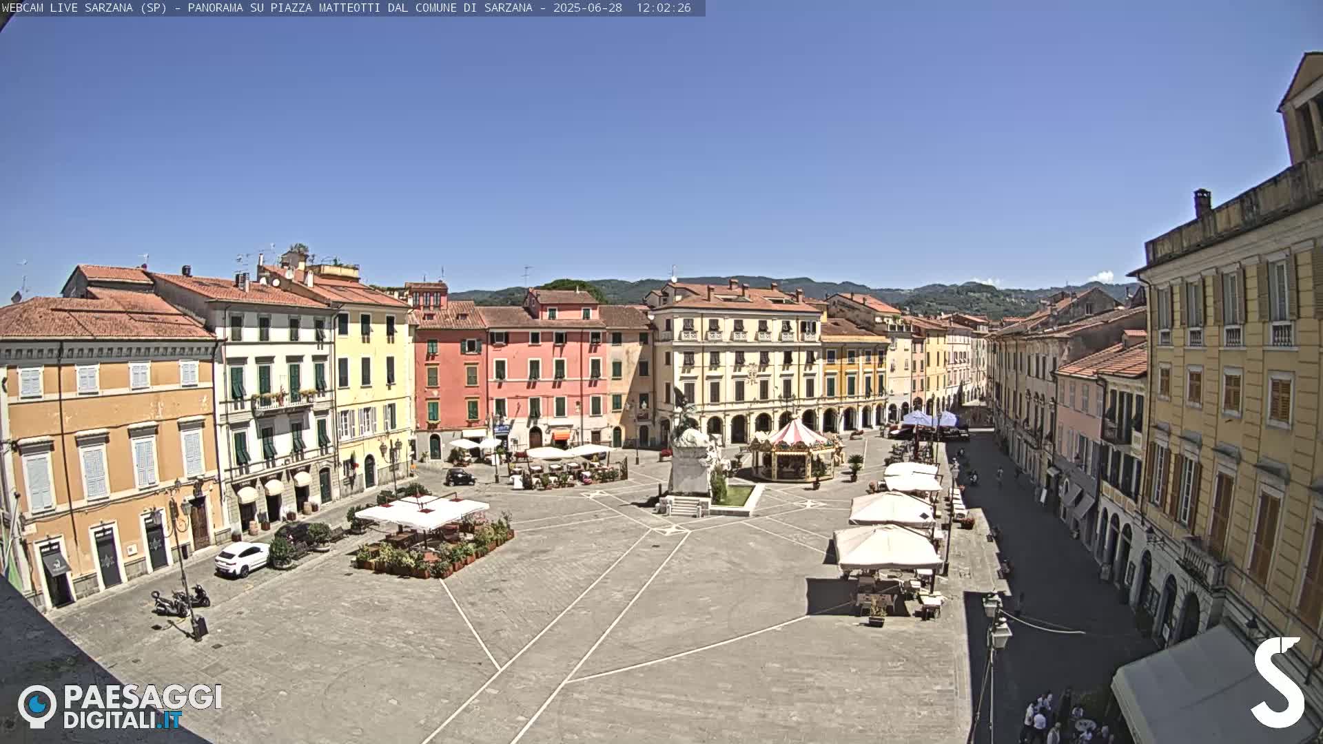 Sarzana, Piazza Matteotti Square Live Cam - La Spezia, Liguria, Italy