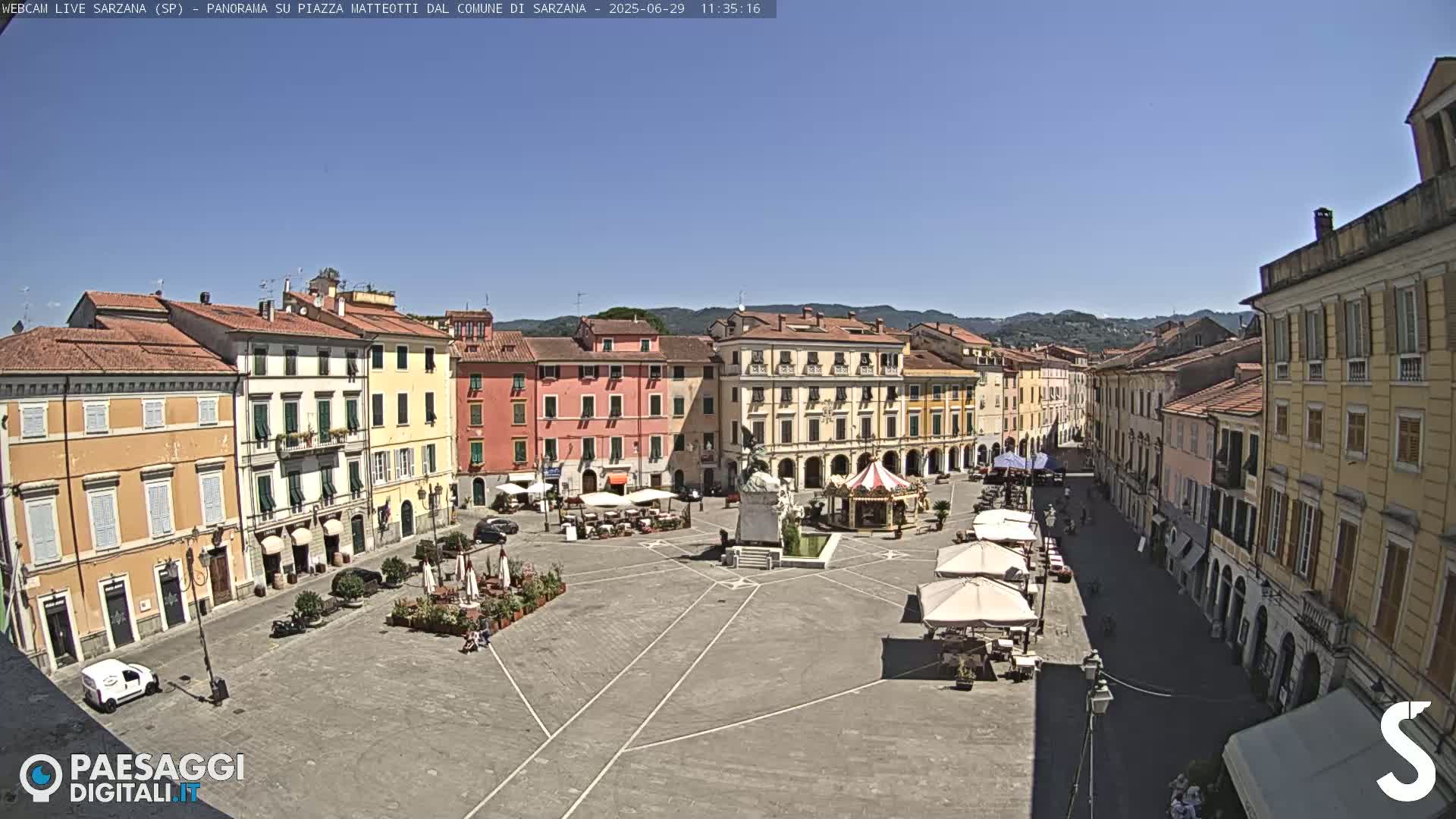 Sarzana, Piazza Matteotti Square Live Cam - La Spezia, Liguria, Italy