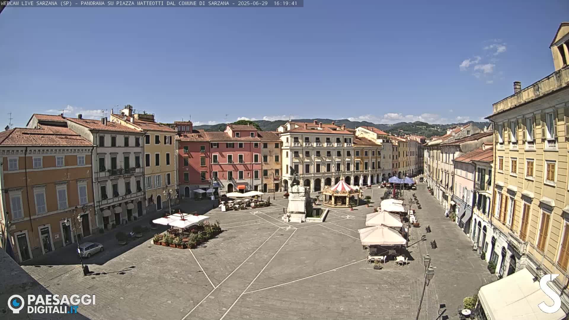 Sarzana, Piazza Matteotti Square Live Cam - La Spezia, Liguria, Italy