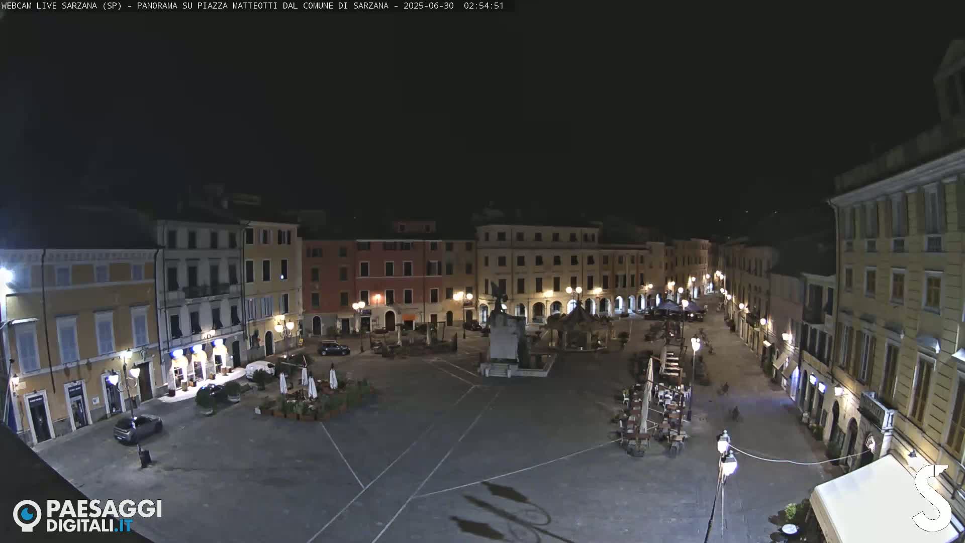 Sarzana, Piazza Matteotti Square Live Cam - La Spezia, Liguria, Italy