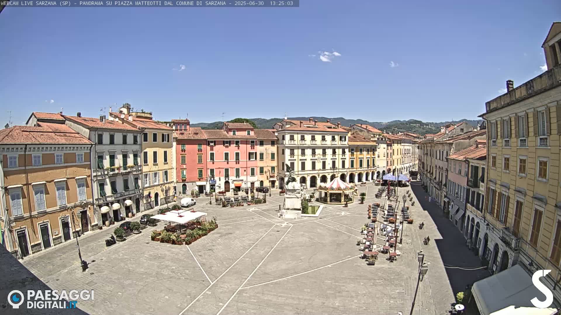 Sarzana, Piazza Matteotti Square Live Cam - La Spezia, Liguria, Italy