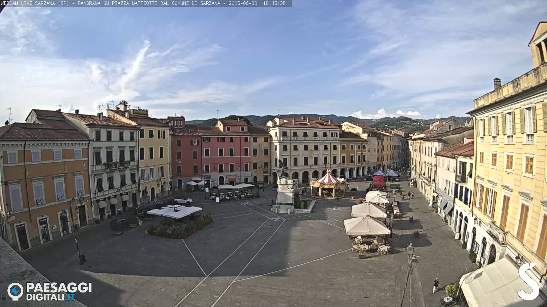 Sarzana, Piazza Matteotti Square Live Cam - La Spezia, Liguria, Italy