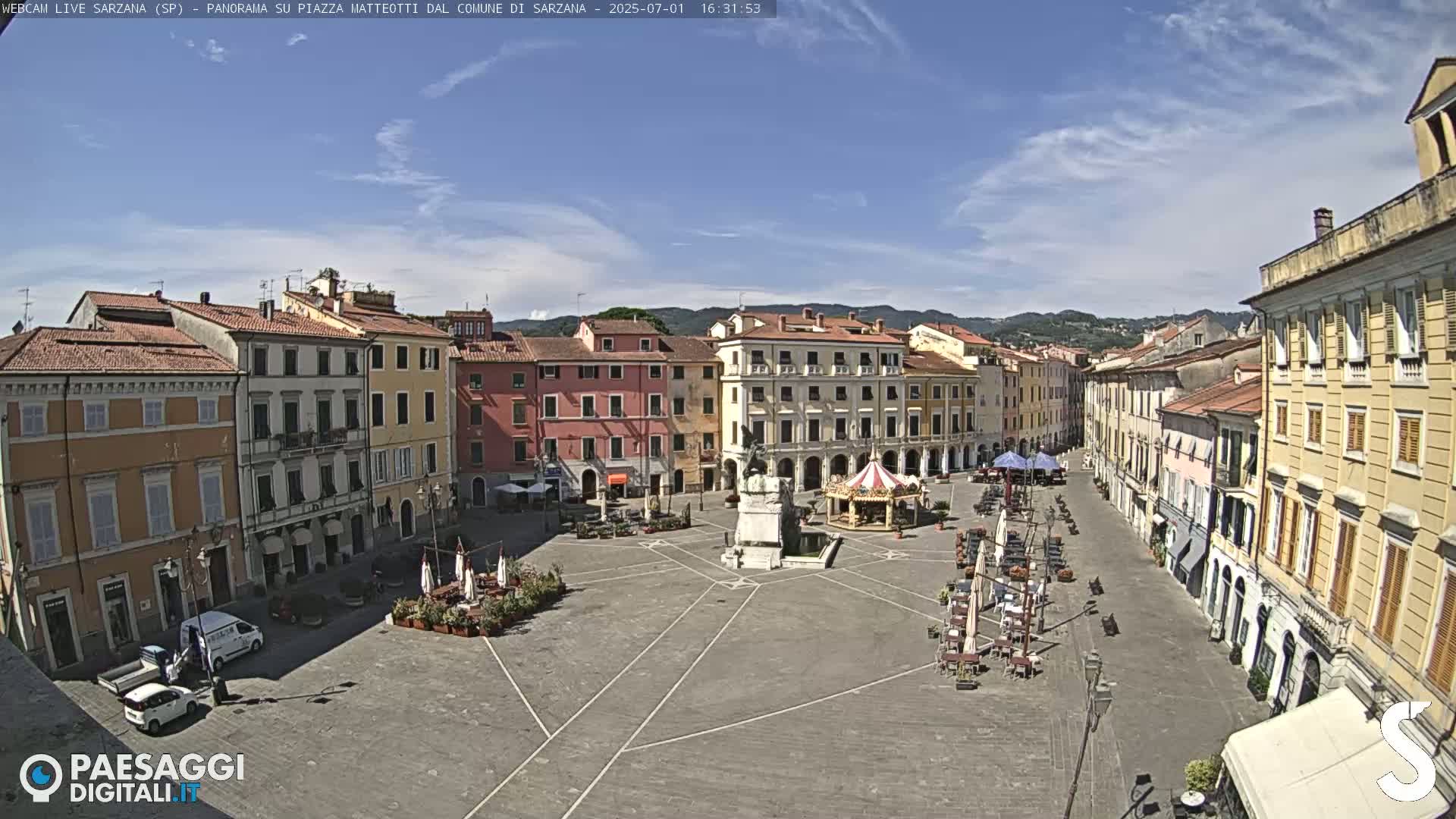 Sarzana, Piazza Matteotti Square Live Cam - La Spezia, Liguria, Italy