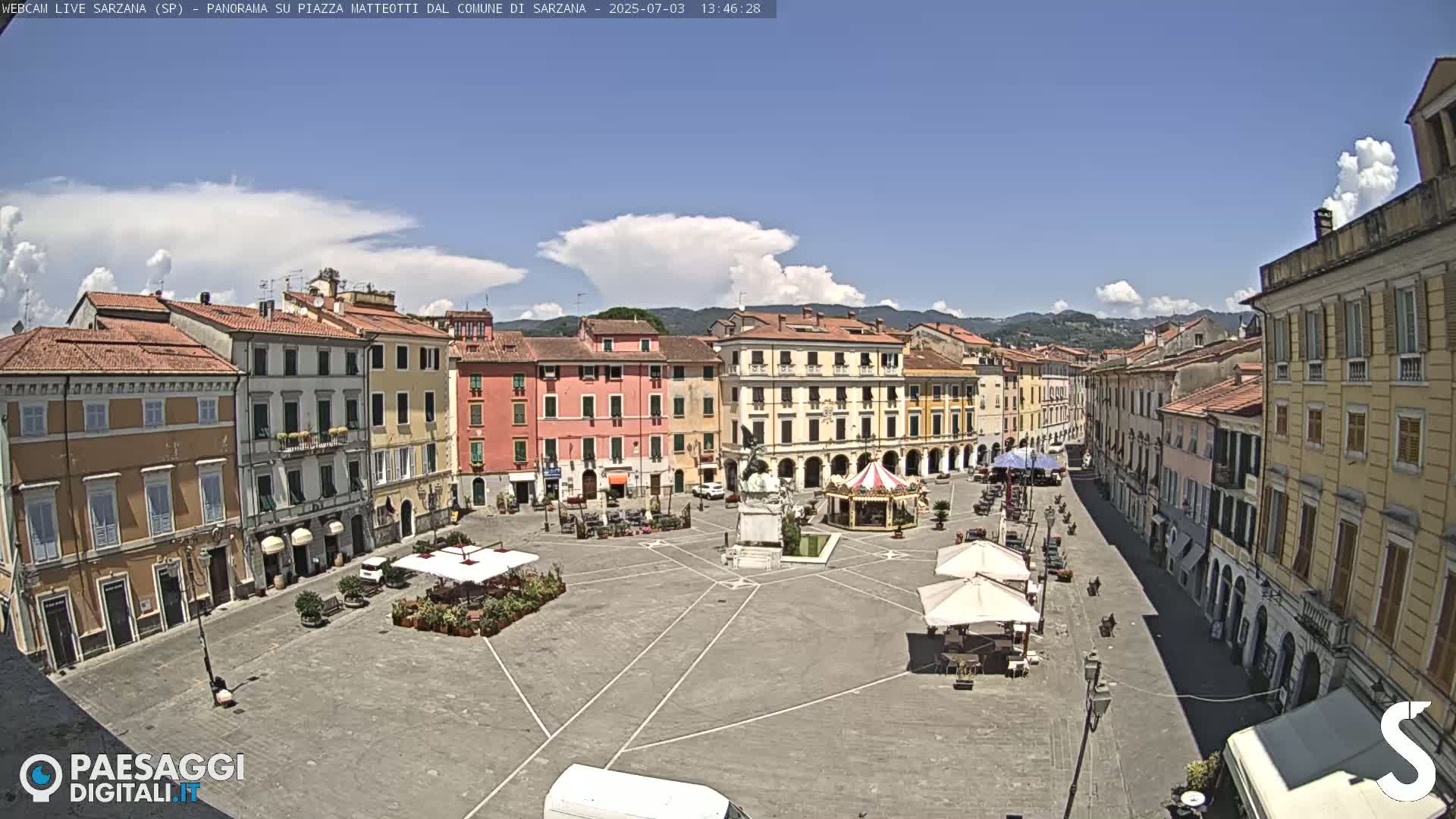 Sarzana, Piazza Matteotti Square Live Cam - La Spezia, Liguria, Italy