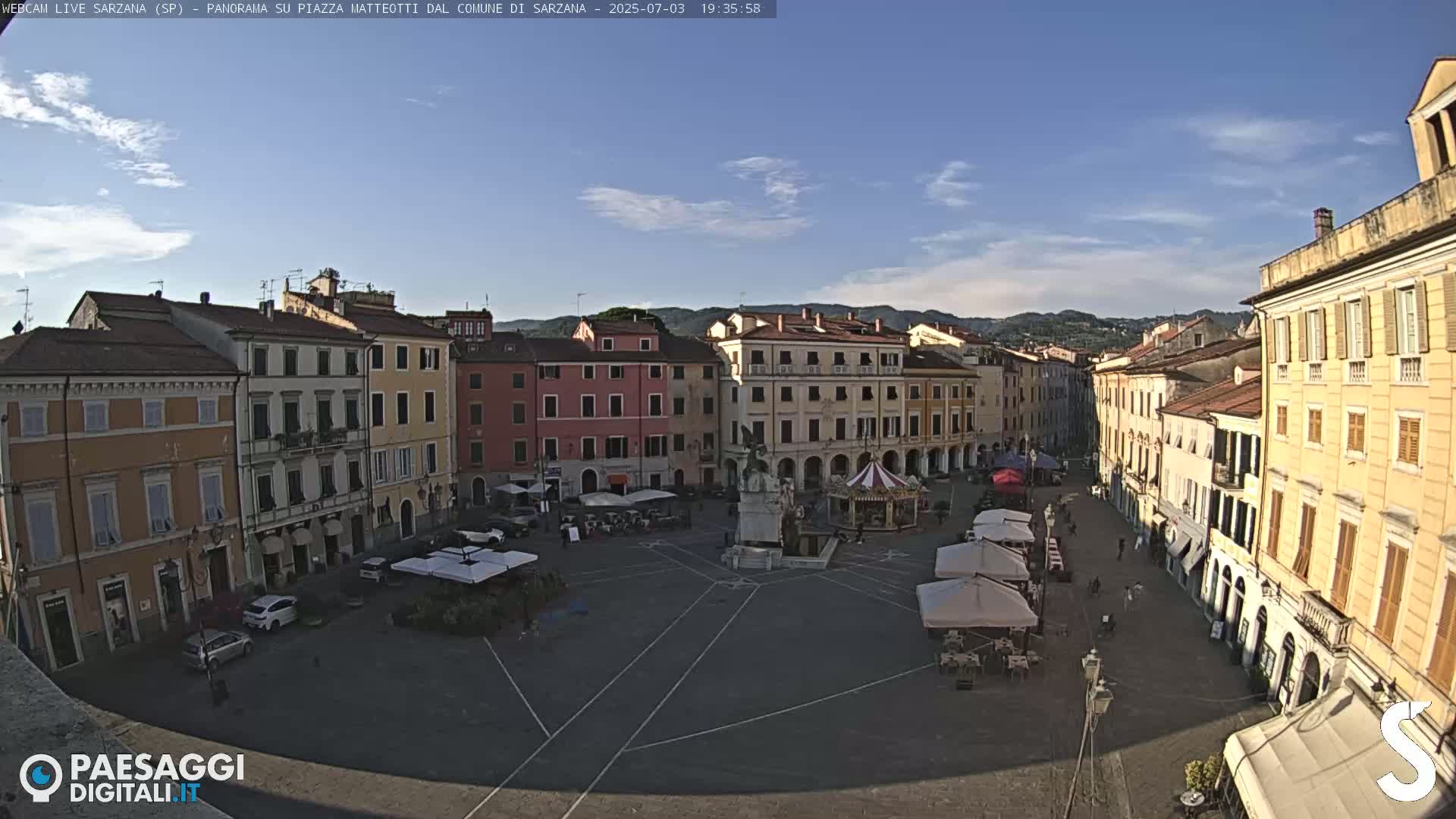 Sarzana, Piazza Matteotti Square Live Cam - La Spezia, Liguria, Italy