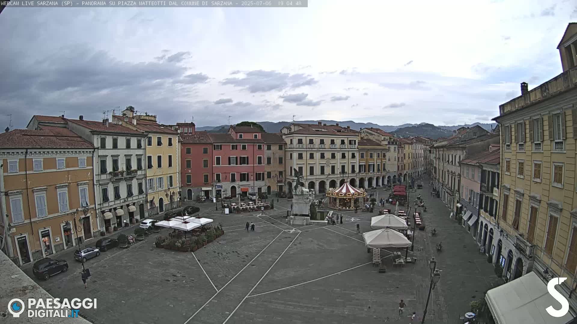 Sarzana, Piazza Matteotti Square Live Cam - La Spezia, Liguria, Italy