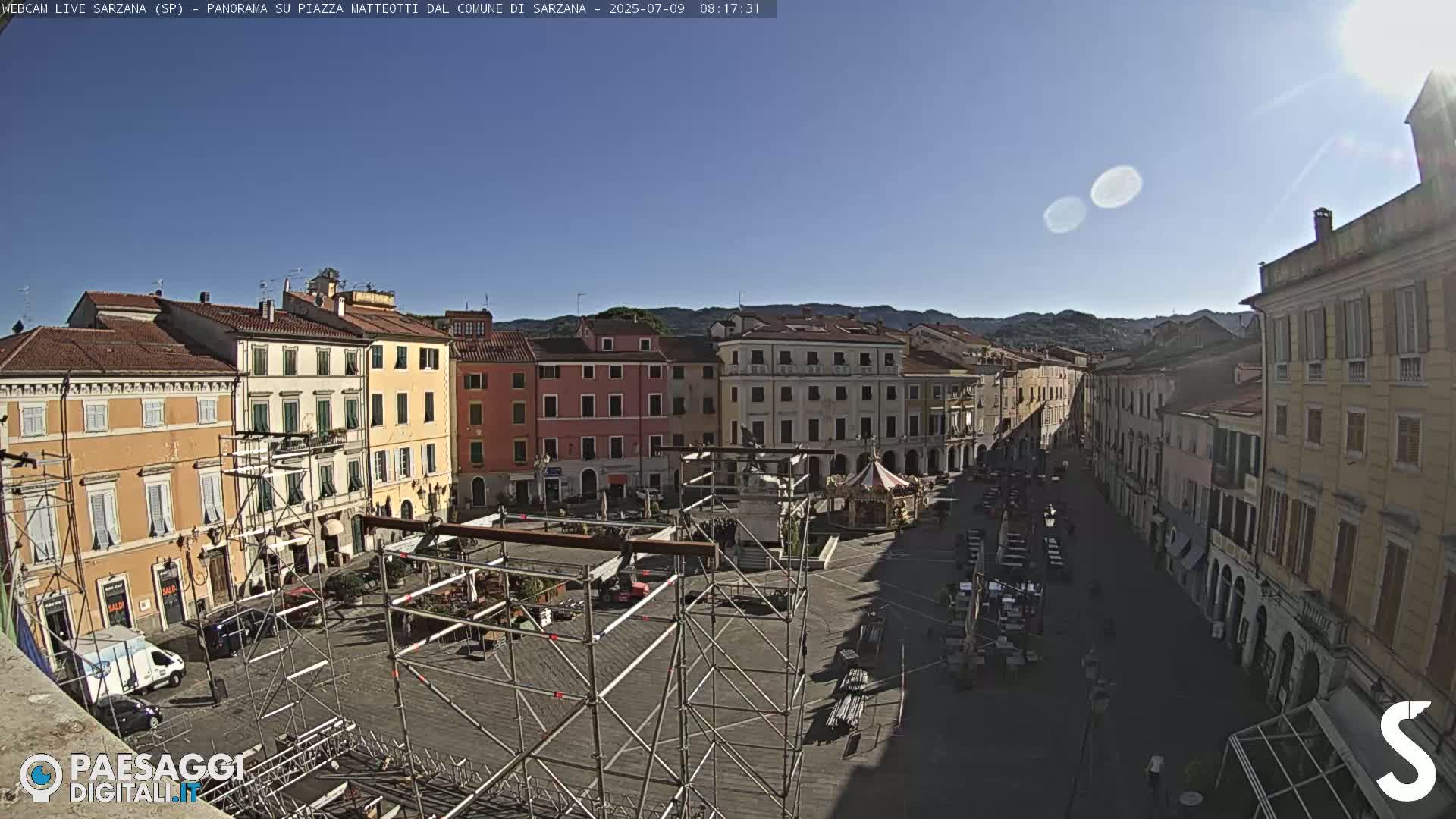 Sarzana, Piazza Matteotti Square Live Cam - La Spezia, Liguria, Italy