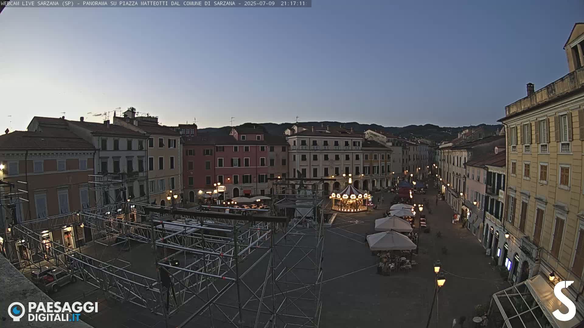Sarzana, Piazza Matteotti Square Live Cam - La Spezia, Liguria, Italy