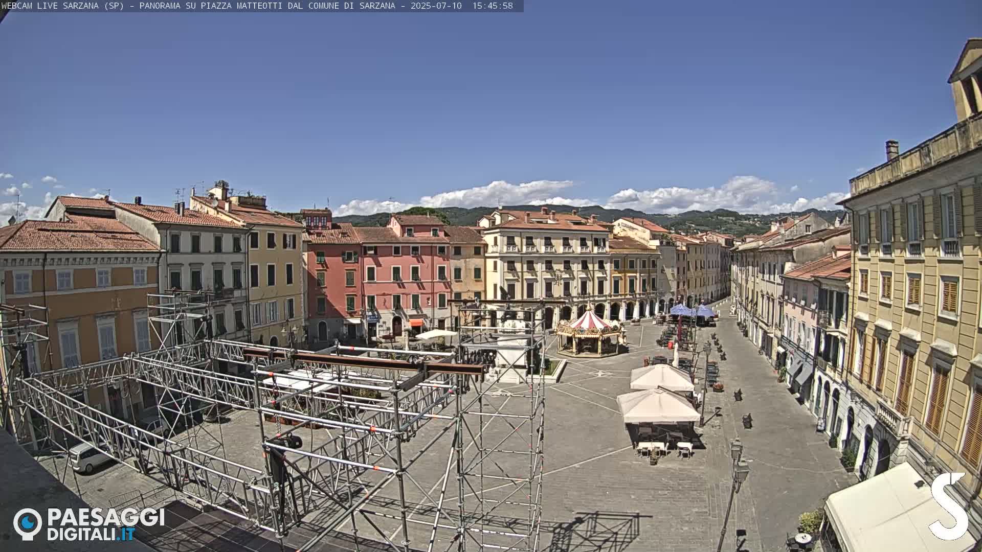 Sarzana, Piazza Matteotti Square Live Cam - La Spezia, Liguria, Italy