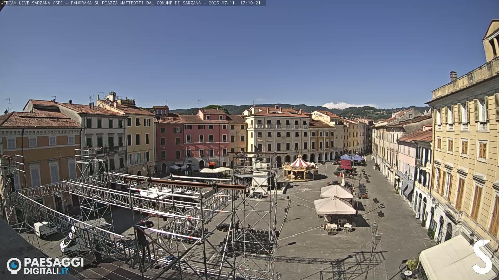 Sarzana, Piazza Matteotti Square Live Cam - La Spezia, Liguria, Italy