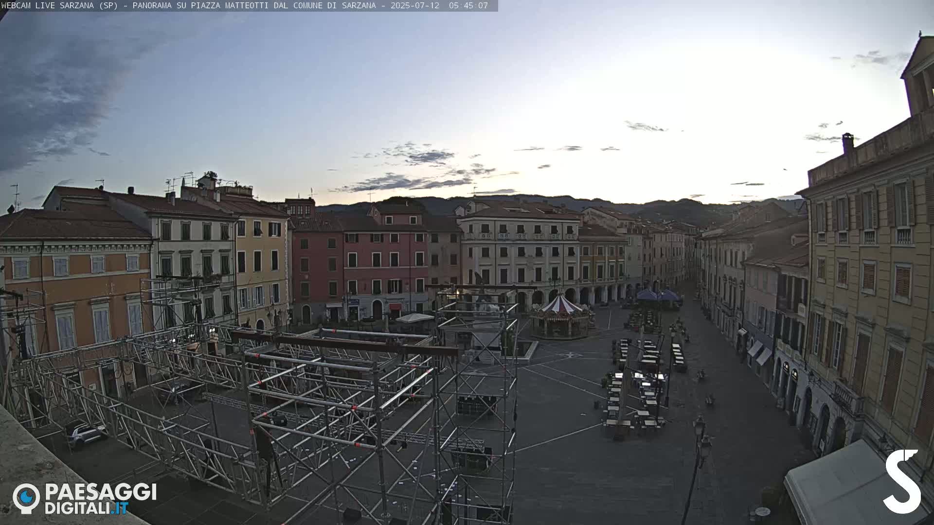 Sarzana, Piazza Matteotti Square Live Cam - La Spezia, Liguria, Italy