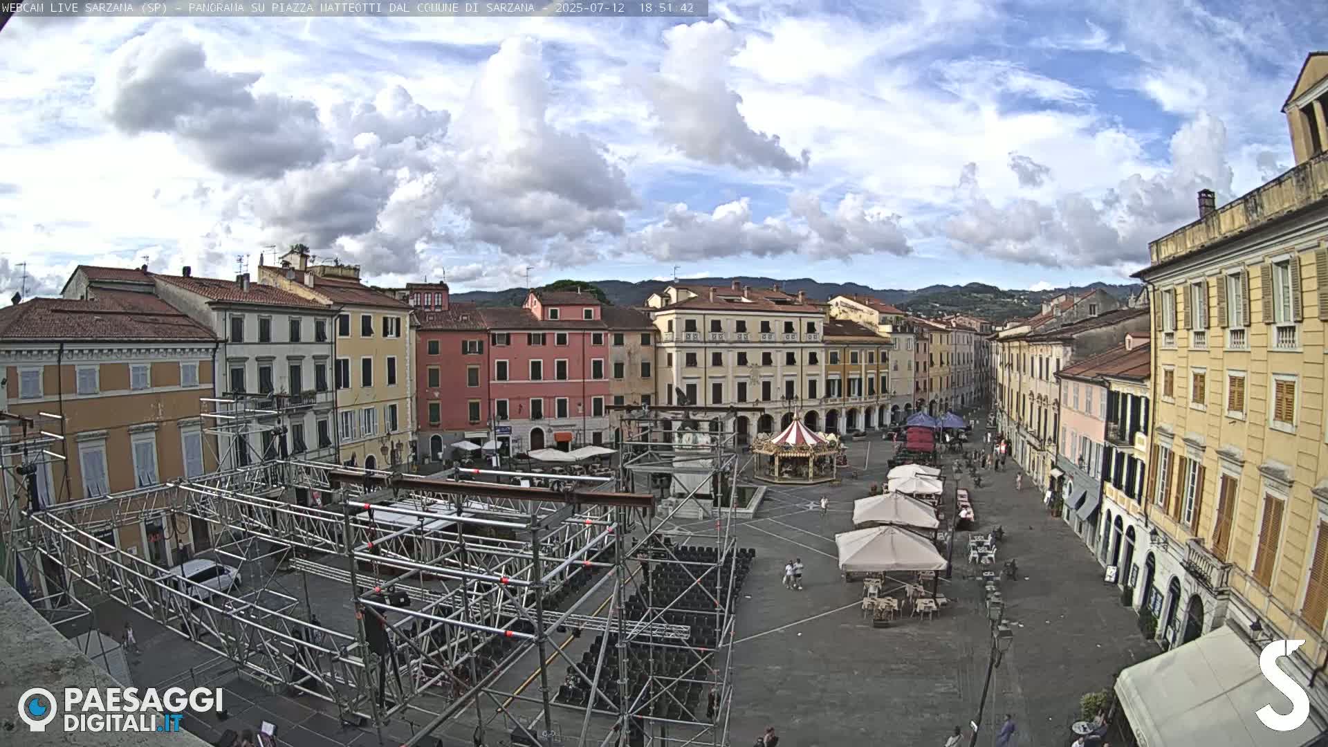 Sarzana, Piazza Matteotti Square Live Cam - La Spezia, Liguria, Italy