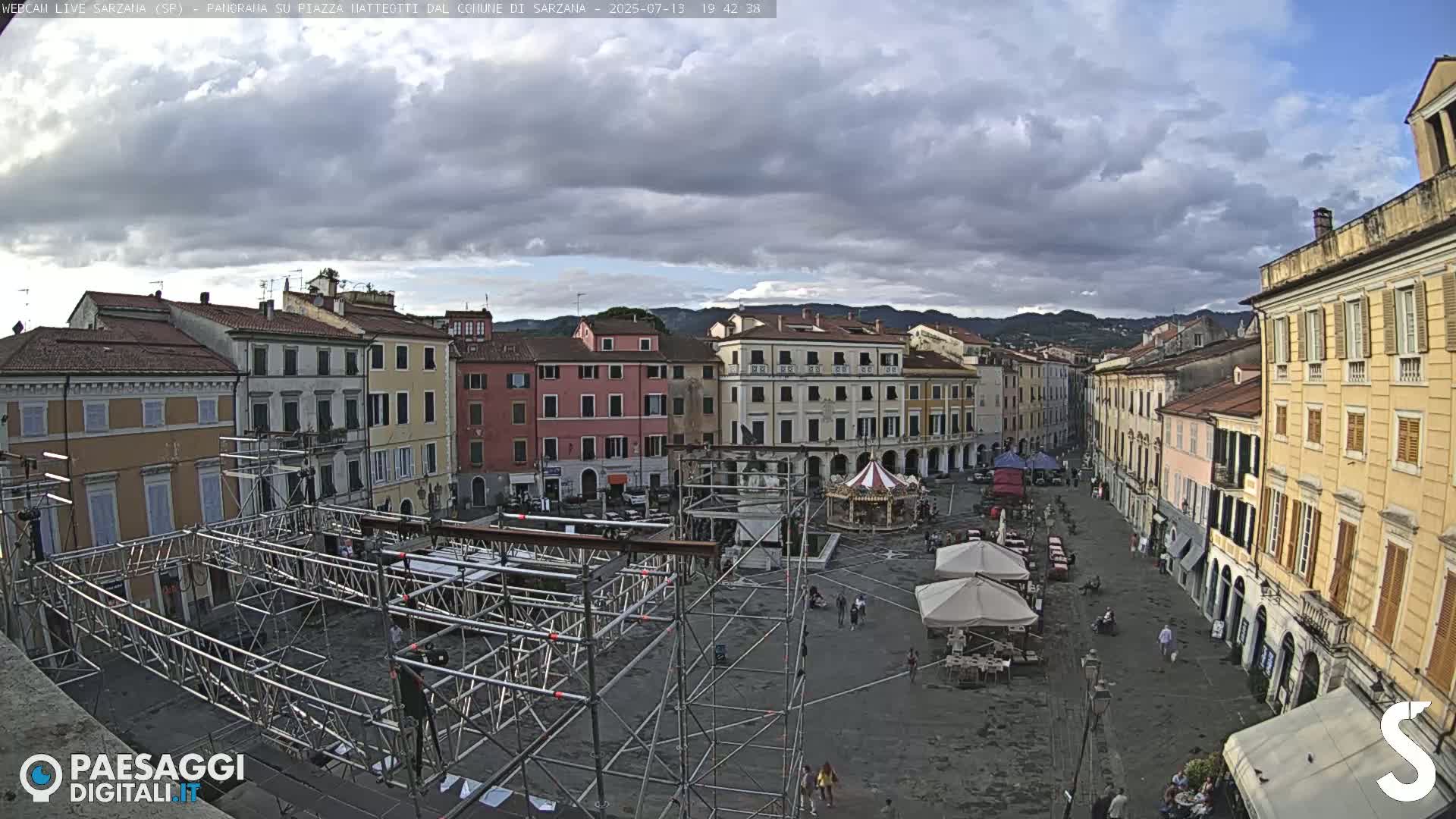 Sarzana, Piazza Matteotti Square Live Cam - La Spezia, Liguria, Italy
