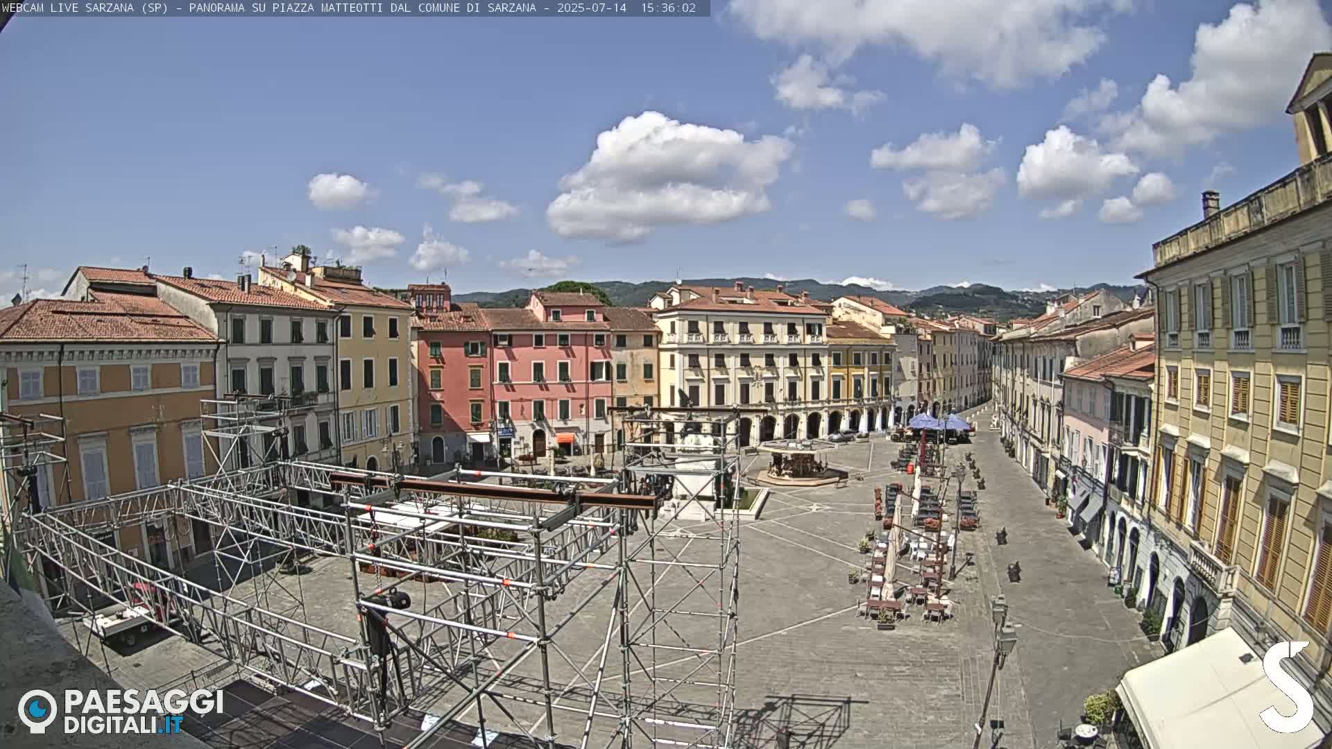 Sarzana, Piazza Matteotti Square Live Cam - La Spezia, Liguria, Italy