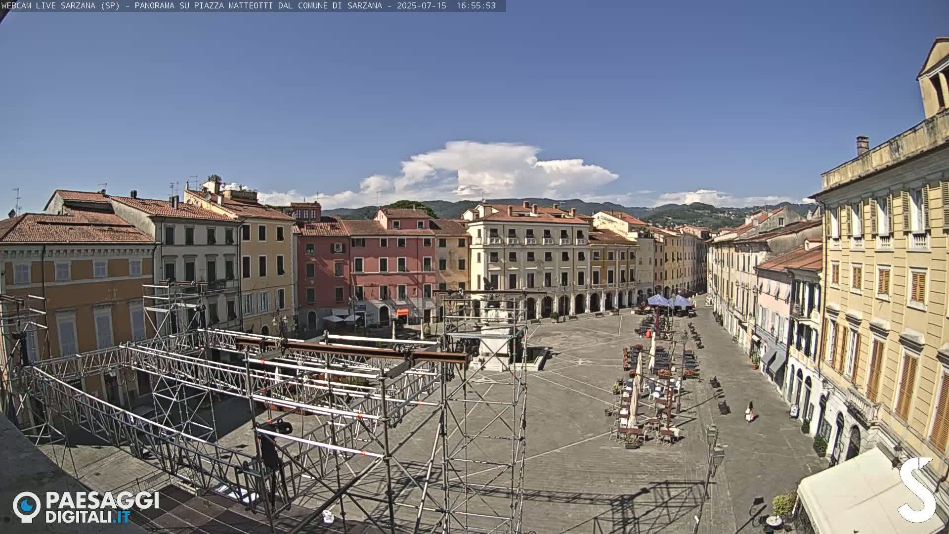 Sarzana, Piazza Matteotti Square Live Cam - La Spezia, Liguria, Italy