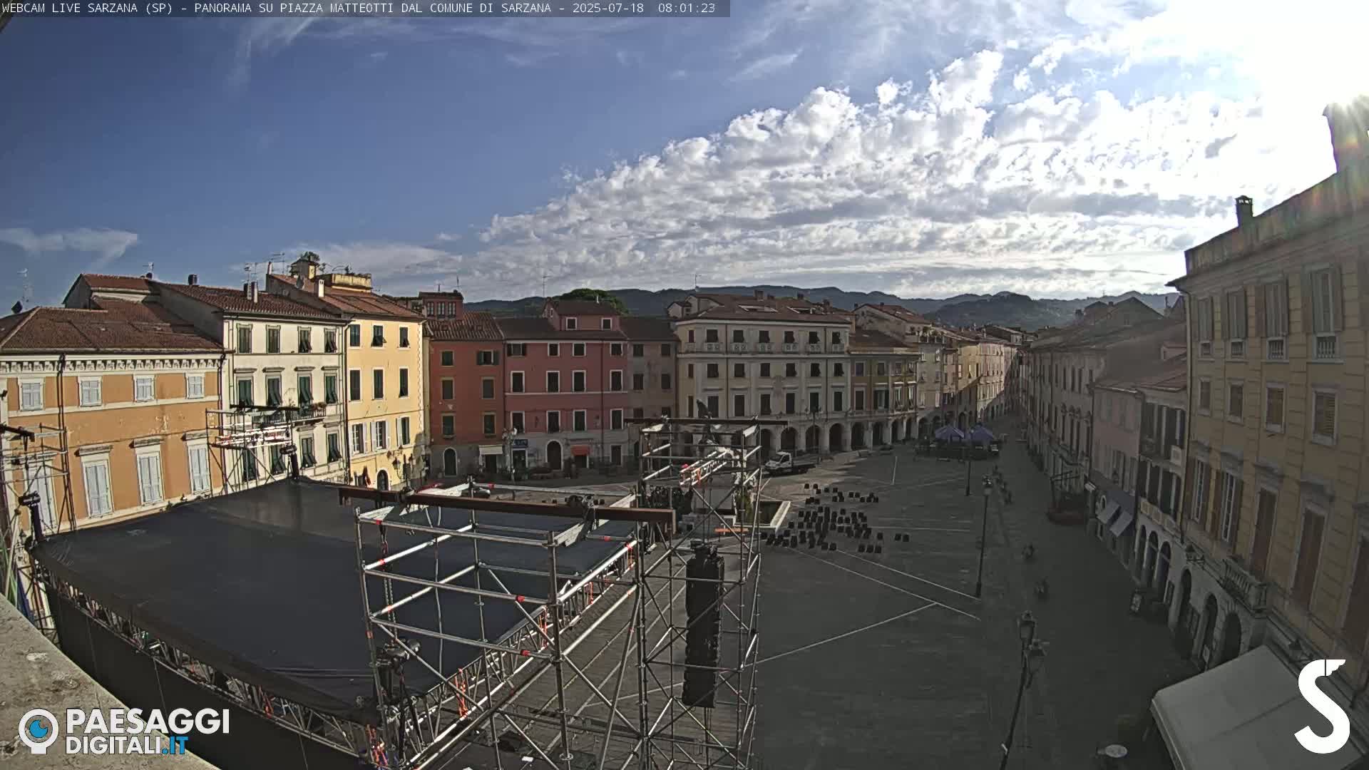 Sarzana, Piazza Matteotti Square Live Cam - La Spezia, Liguria, Italy
