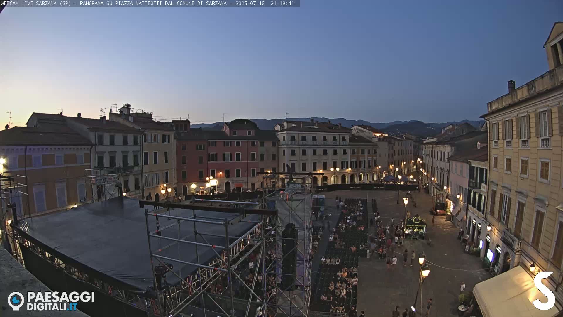 Sarzana, Piazza Matteotti Square Live Cam - La Spezia, Liguria, Italy