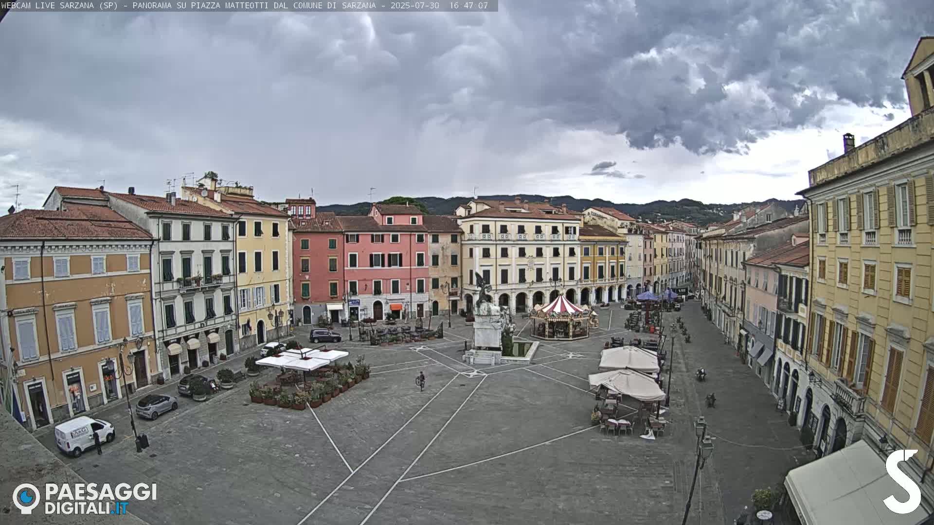 Sarzana, Piazza Matteotti Square Live Cam - La Spezia, Liguria, Italy