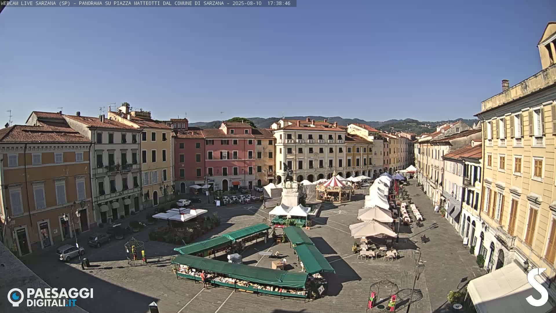 Sarzana, Piazza Matteotti Square Live Cam - La Spezia, Liguria, Italy