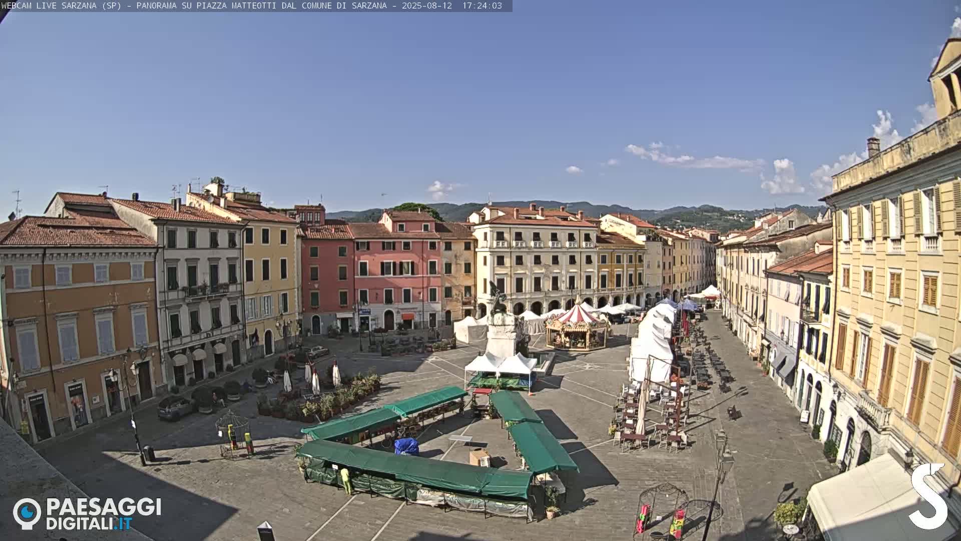 Sarzana, Piazza Matteotti Square Live Cam - La Spezia, Liguria, Italy