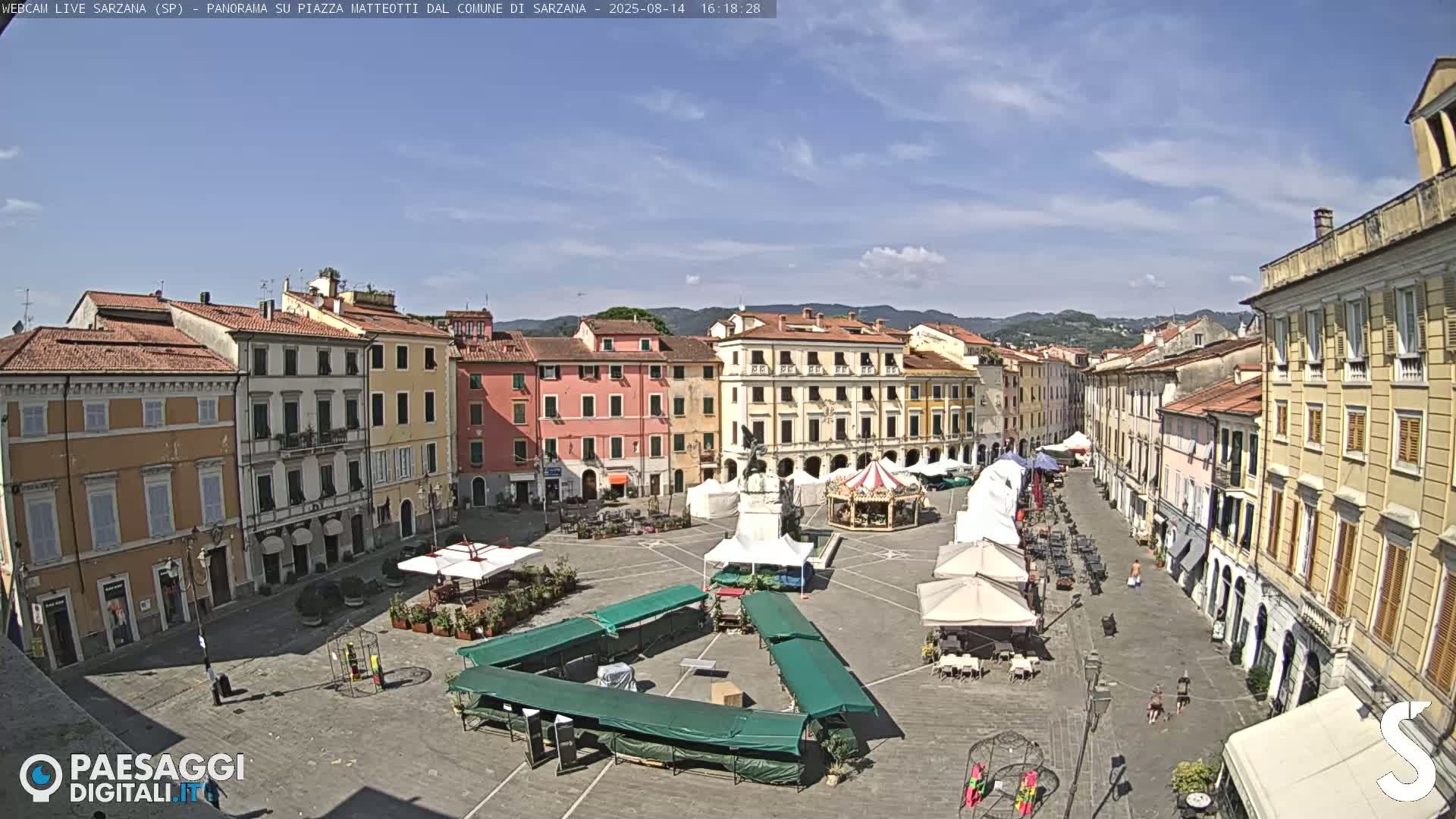 Sarzana, Piazza Matteotti Square Live Cam - La Spezia, Liguria, Italy