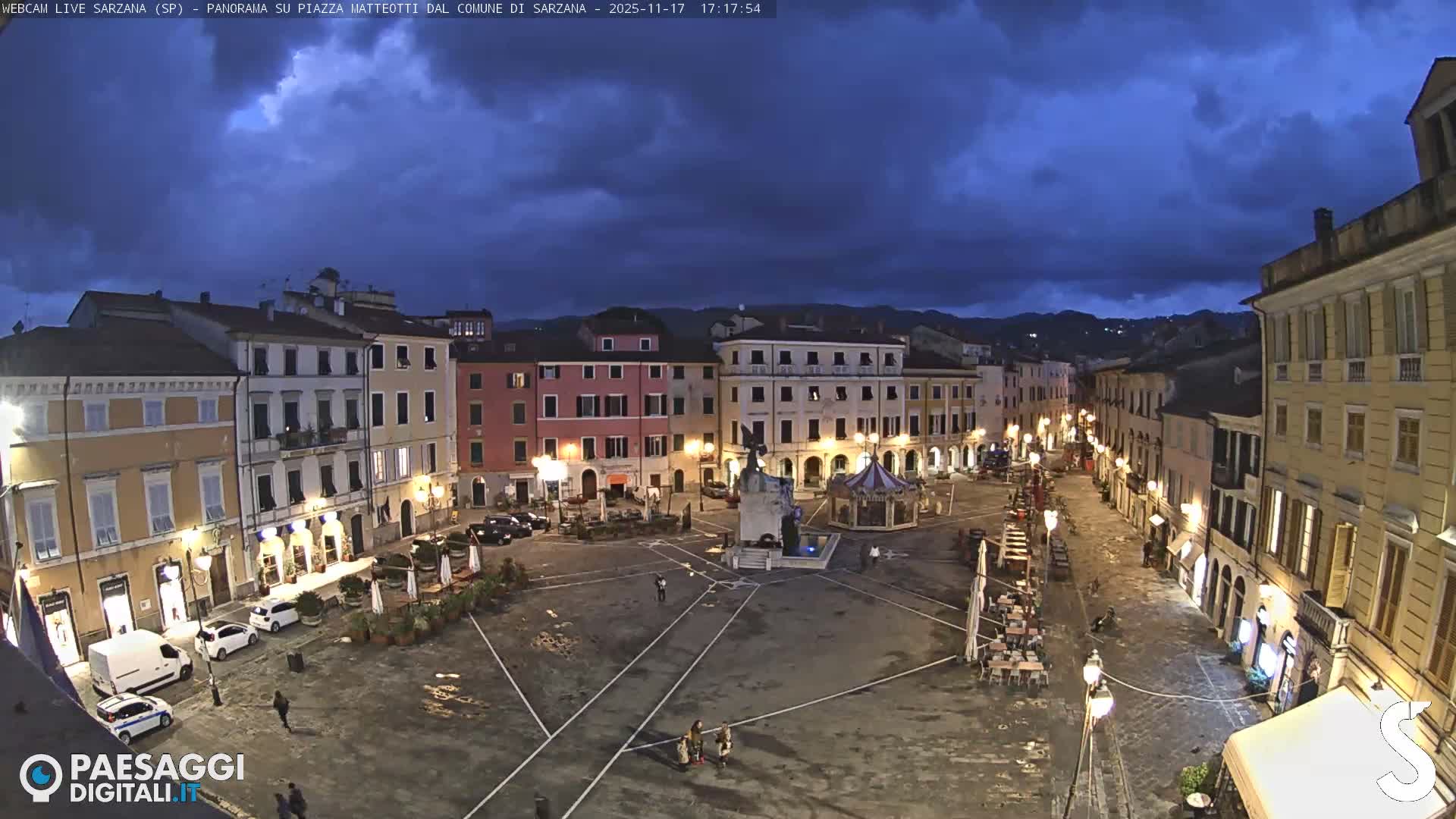 Sarzana, Piazza Matteotti Square Live Cam - La Spezia, Liguria, Italy