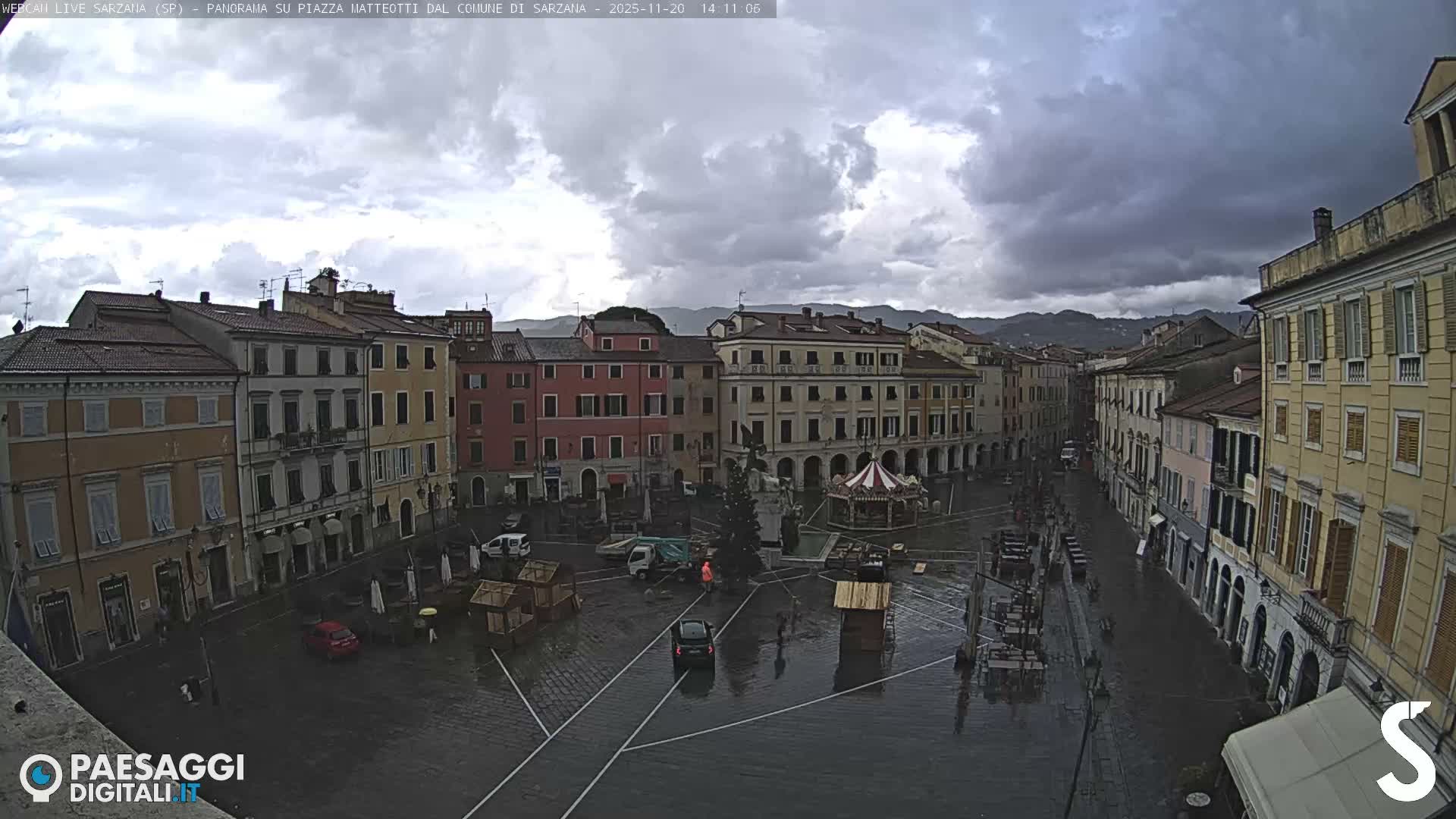 Sarzana, Piazza Matteotti Square Live Cam - La Spezia, Liguria, Italy
