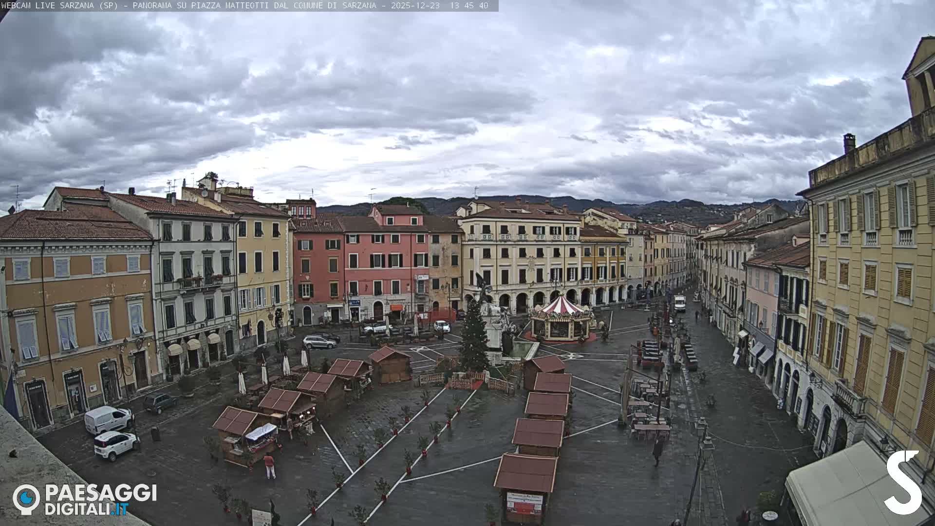 Sarzana, Piazza Matteotti Square Live Cam - La Spezia, Liguria, Italy