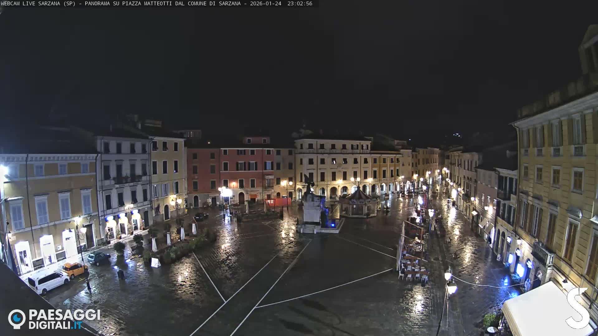 Sarzana, Piazza Matteotti Square Live Cam - La Spezia, Liguria, Italy