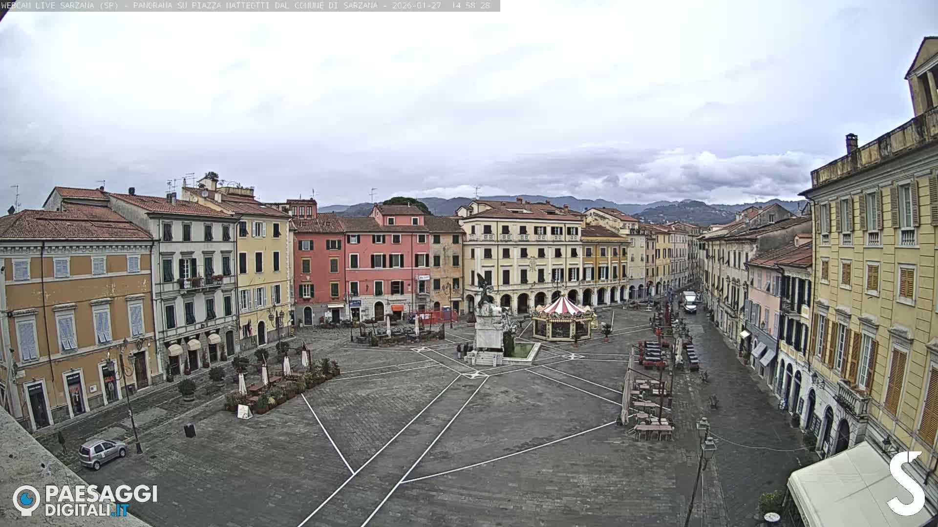 Sarzana, Piazza Matteotti Square Live Cam - La Spezia, Liguria, Italy