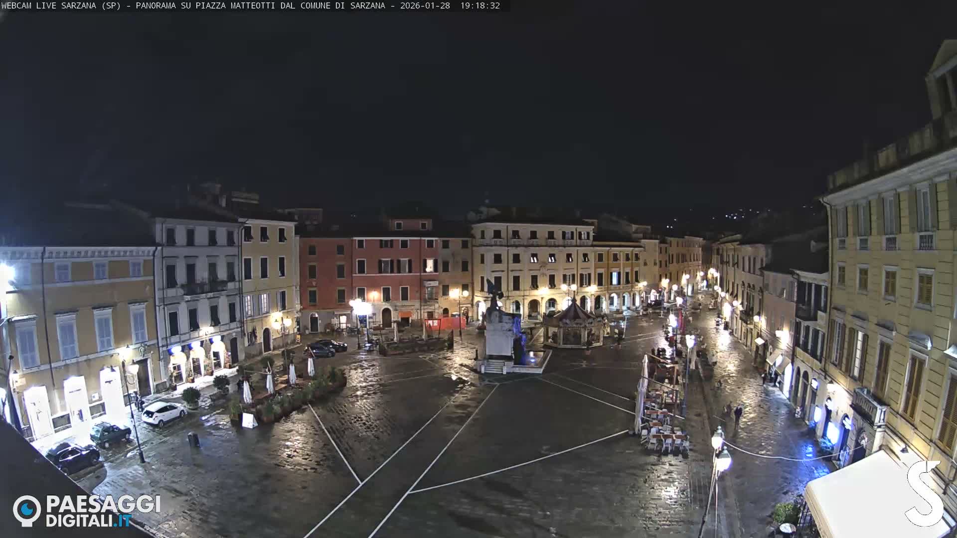 Sarzana, Piazza Matteotti Square Live Cam - La Spezia, Liguria, Italy